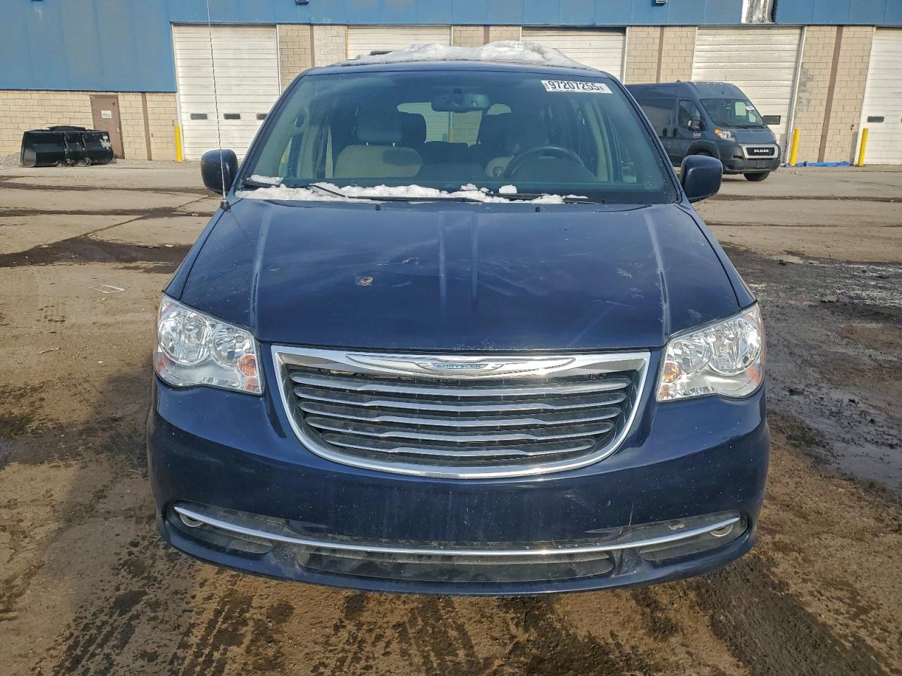 2013 CHRYSLER TOWN & COUNTRY TOURING photo 5
