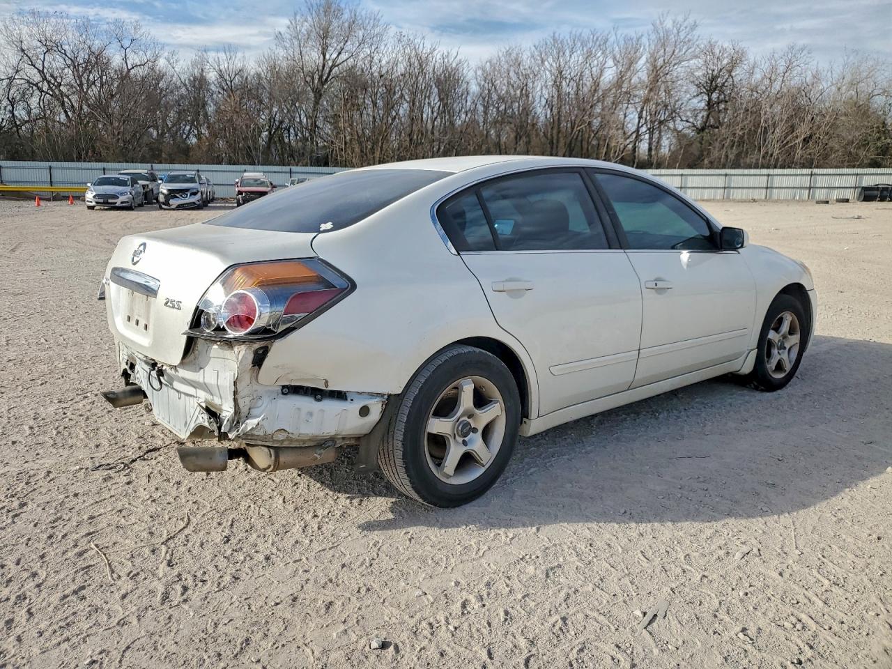 2012 NISSAN ALTIMA BASE photo 3