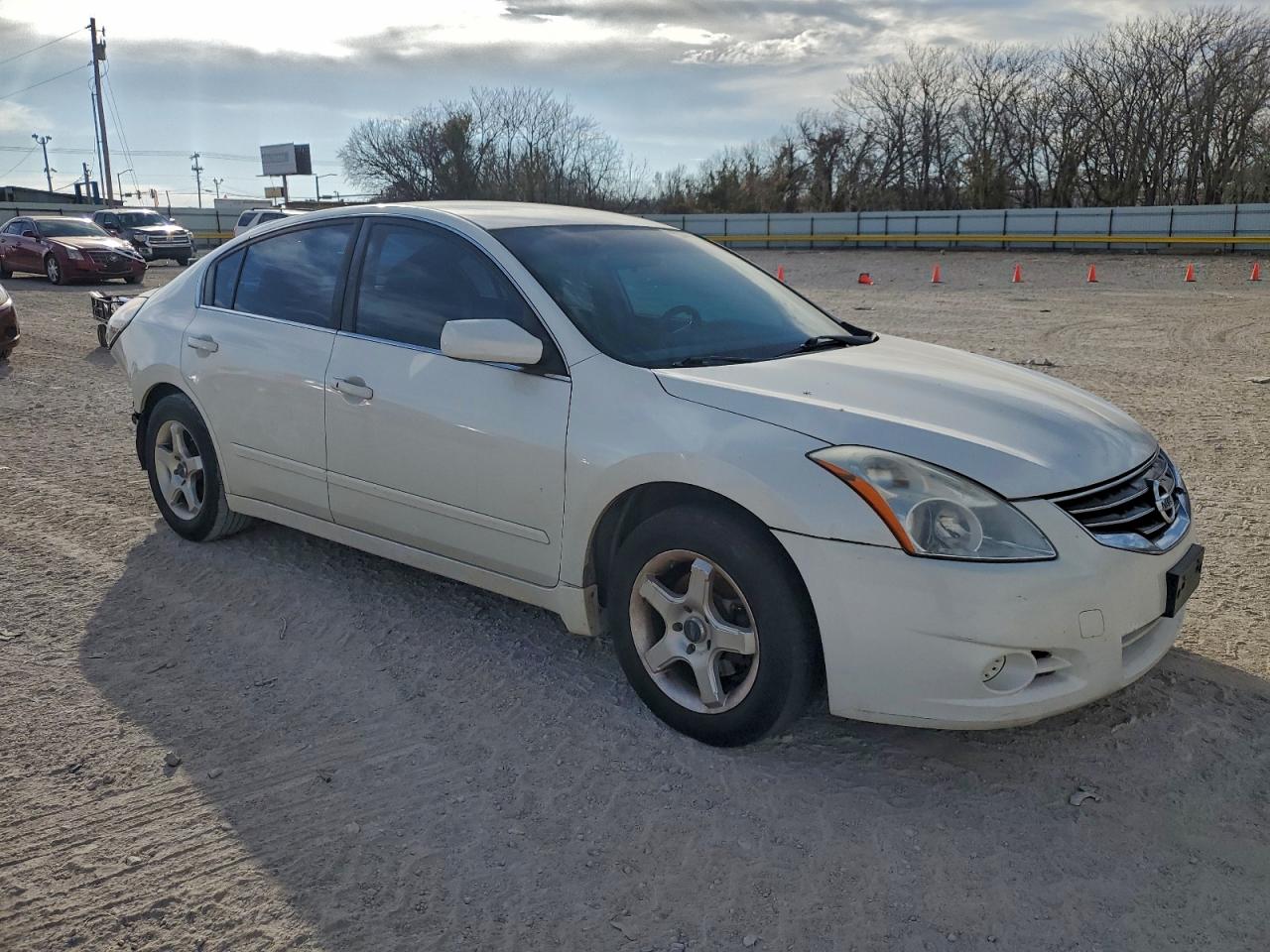 2012 NISSAN ALTIMA BASE photo 4