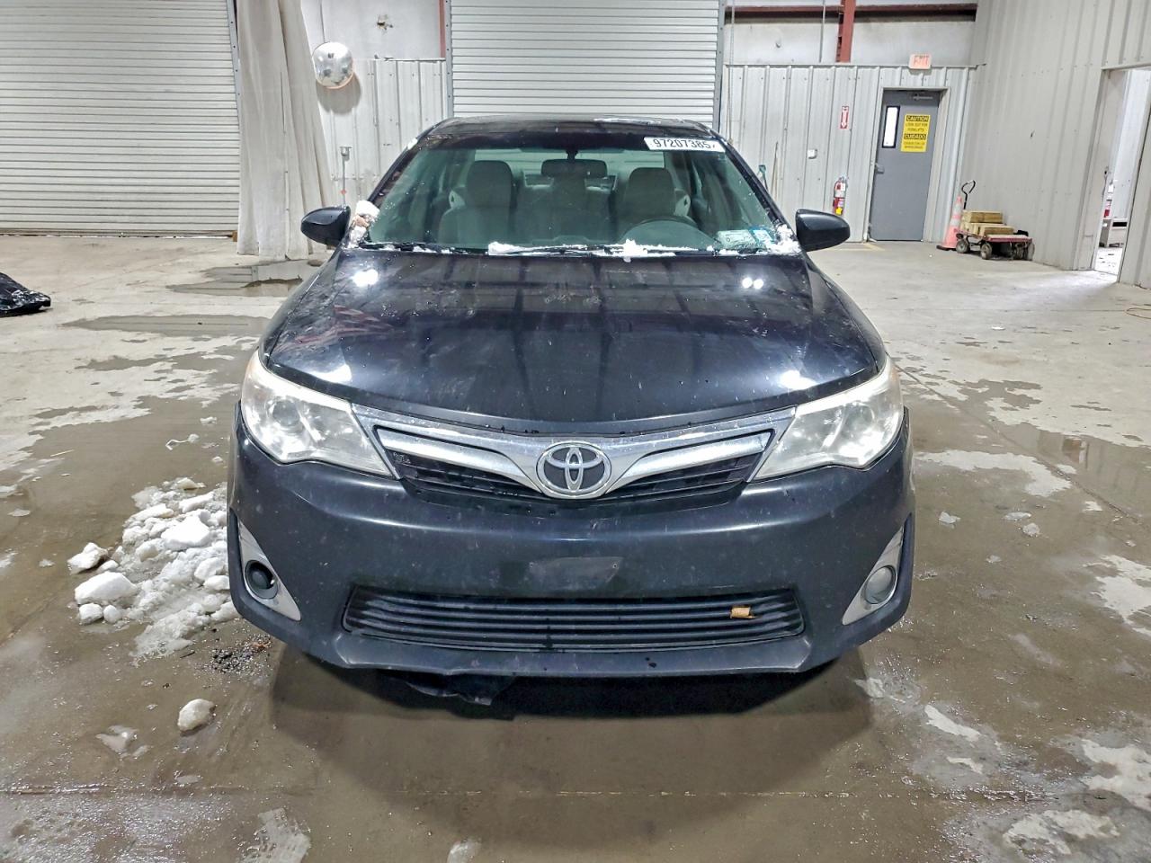 2014 TOYOTA CAMRY L photo 5