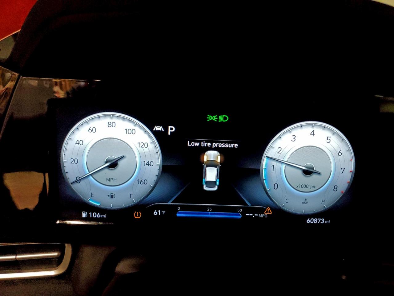 2021 HYUNDAI ELANTRA SEL photo 9