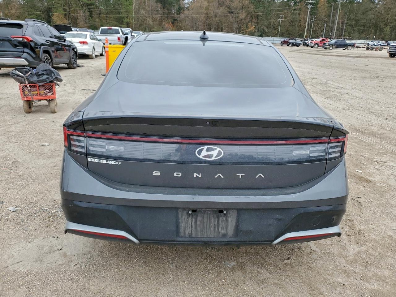 2024 HYUNDAI SONATA SEL photo 6