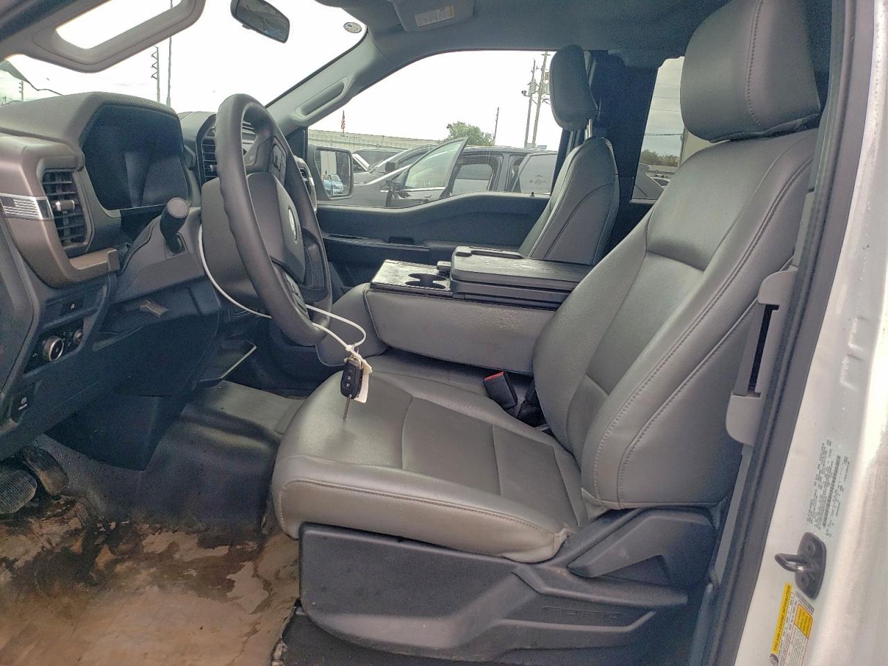 2025 FORD F150 TRUCK CAB AND CHASSIS photo 7