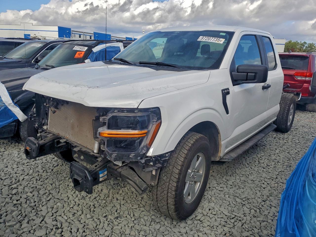 2025 FORD F150
