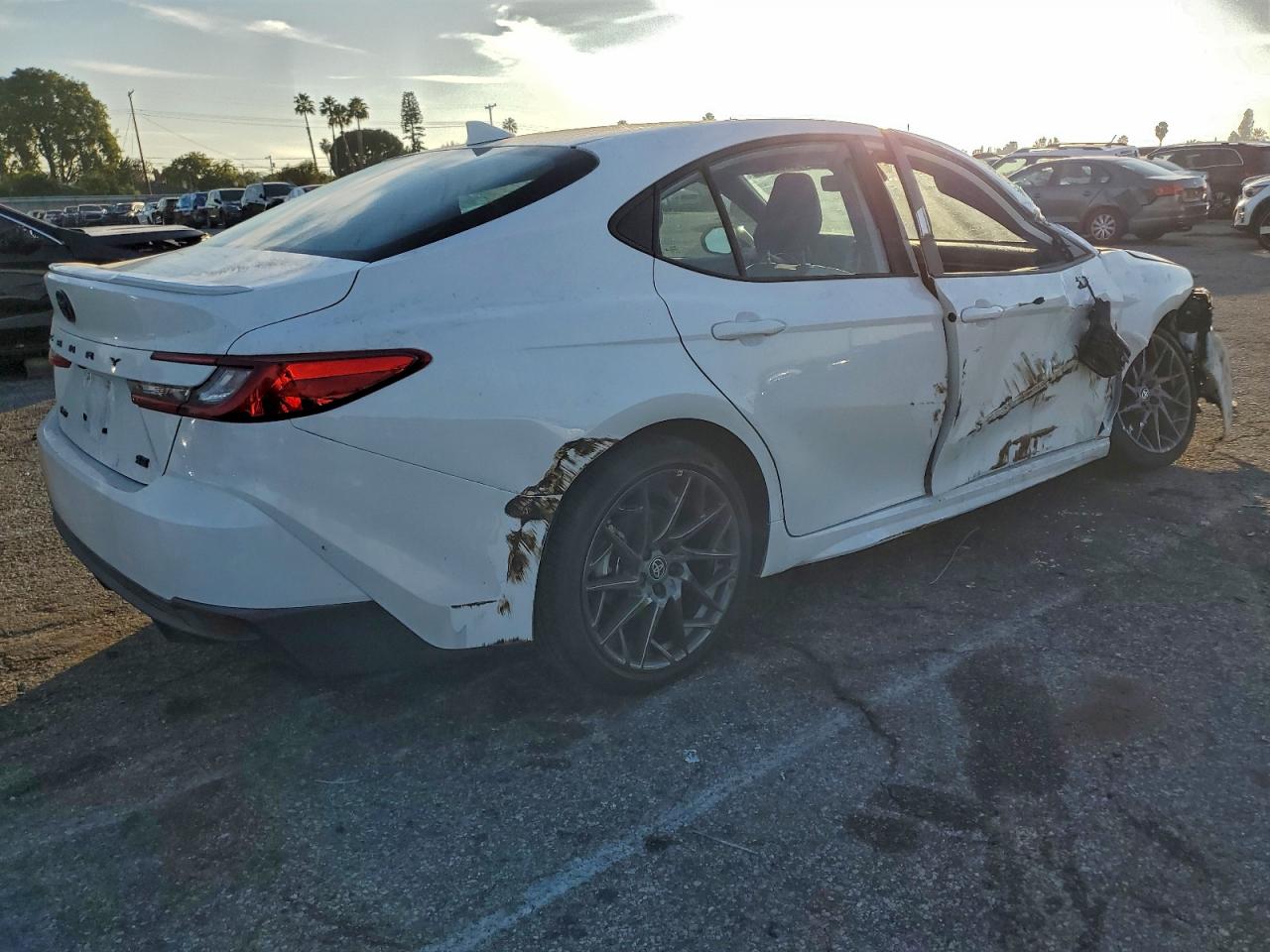 2025 TOYOTA CAMRY XSE photo 3