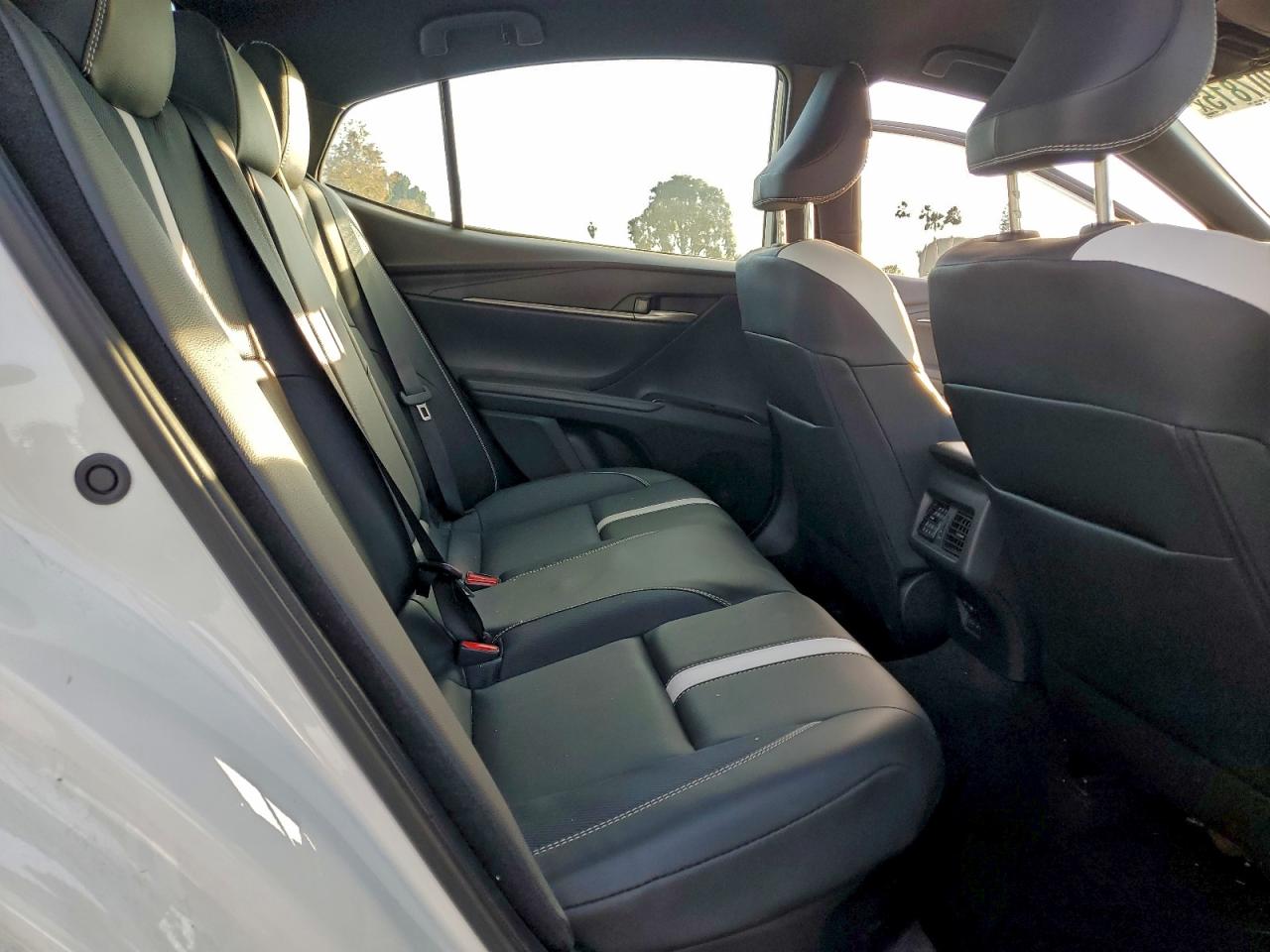 2025 TOYOTA CAMRY XSE photo 10