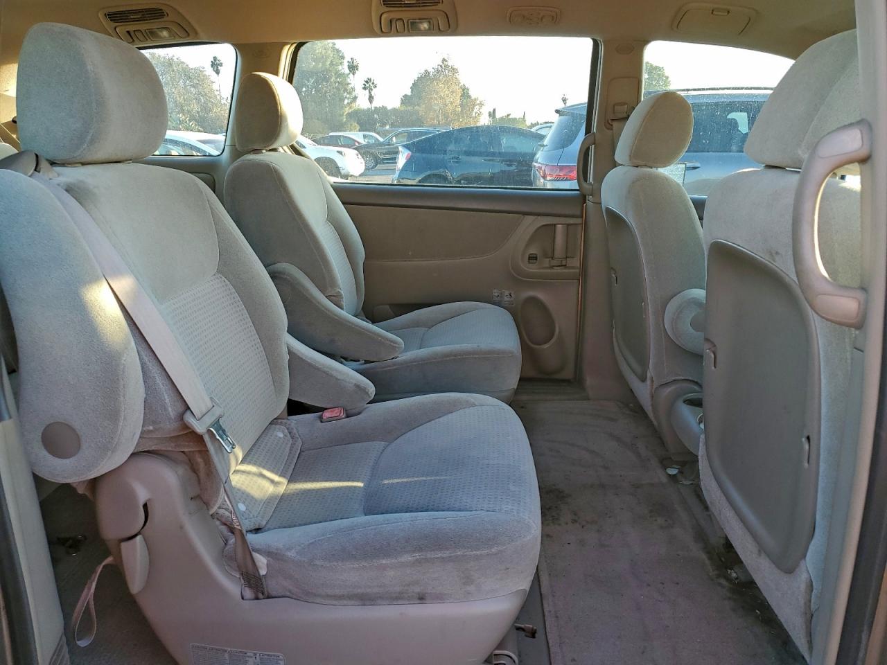 2006 TOYOTA SIENNA CE photo 11