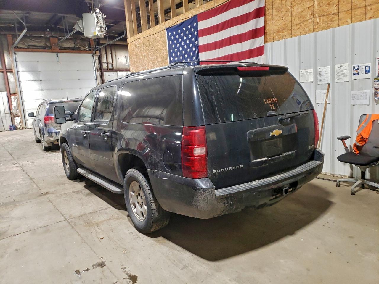 2012 CHEVROLET SUBURBAN K1500 LT photo 2