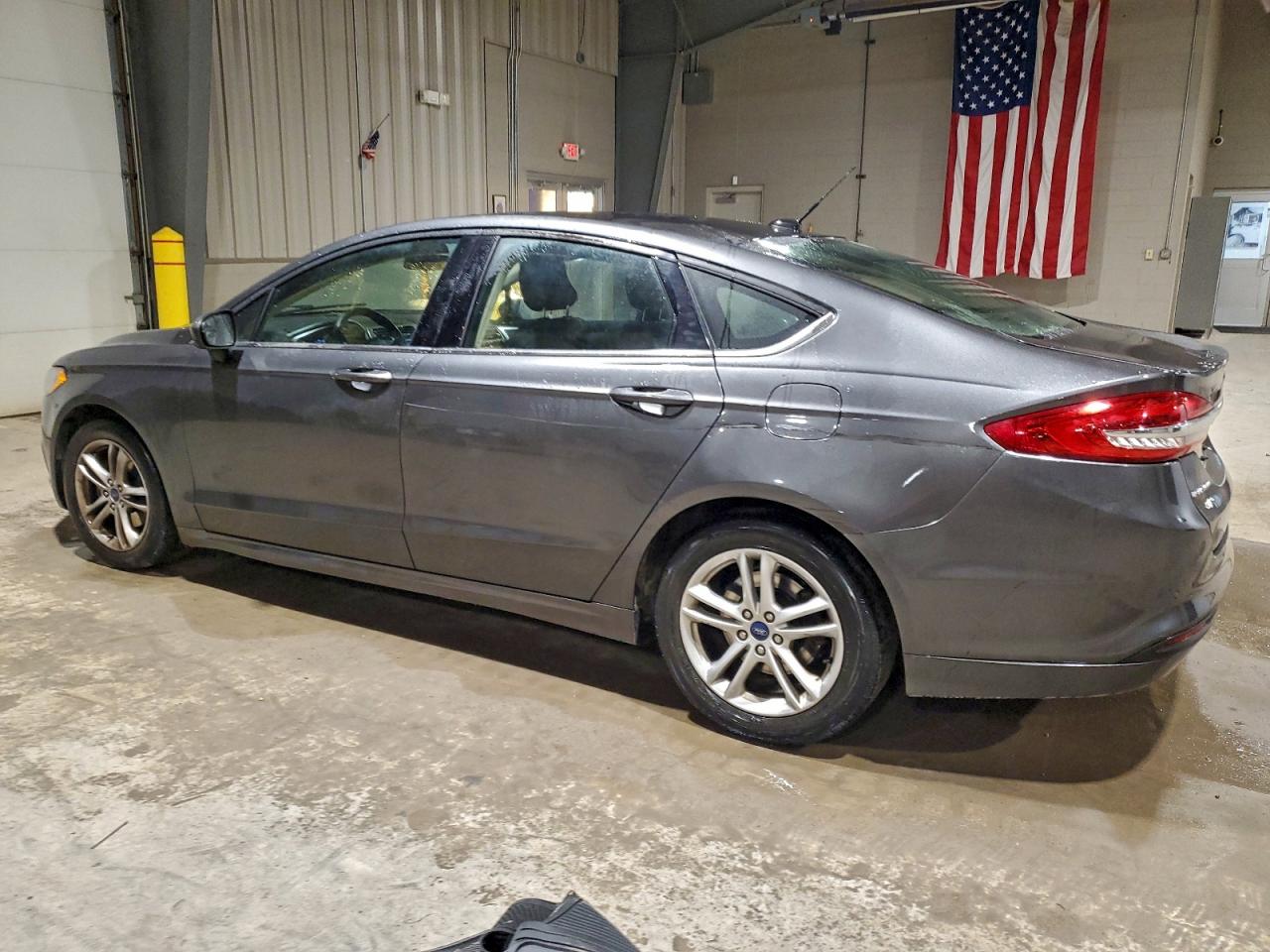2018 FORD FUSION SE photo 2