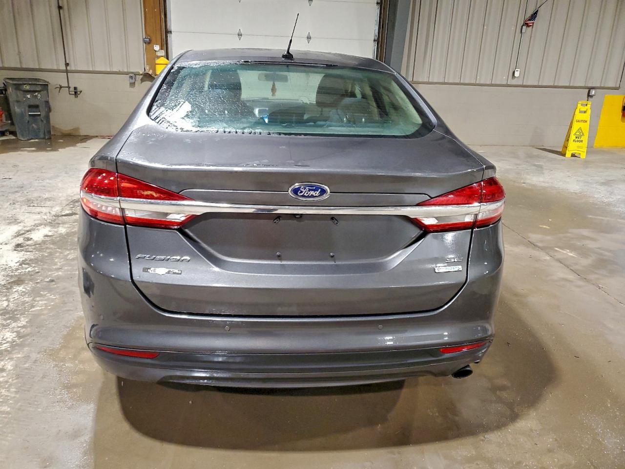 2018 FORD FUSION SE photo 6
