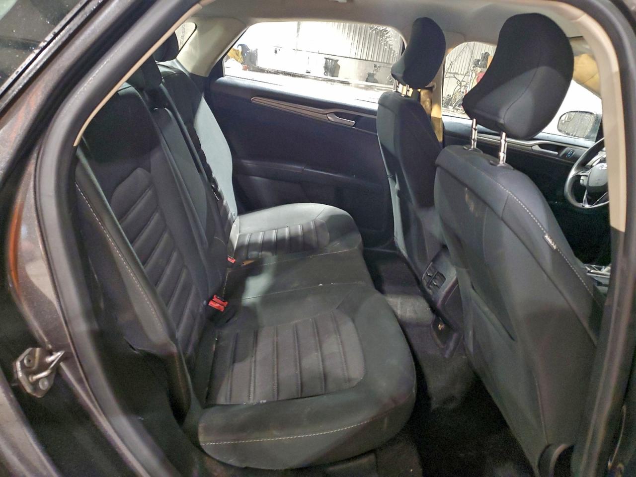 2018 FORD FUSION SE photo 10