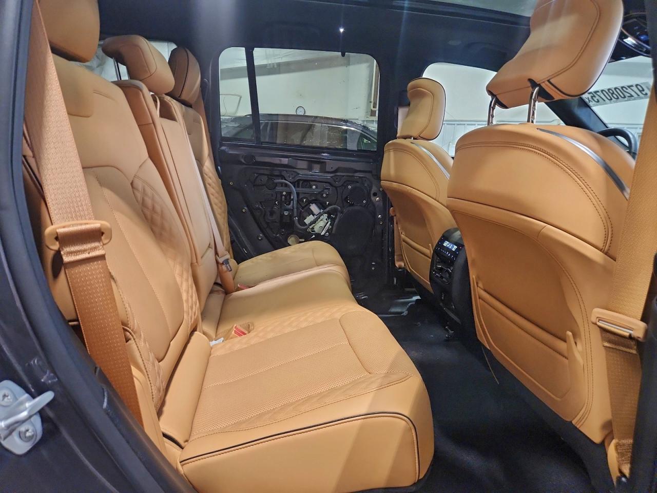 2022 JEEP GRAND CHEROKEE SUMMIT photo 11