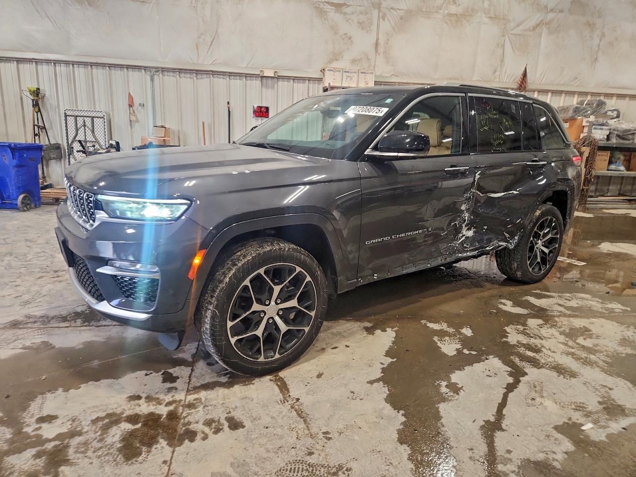 2022 JEEP GRAND CHEROKEE