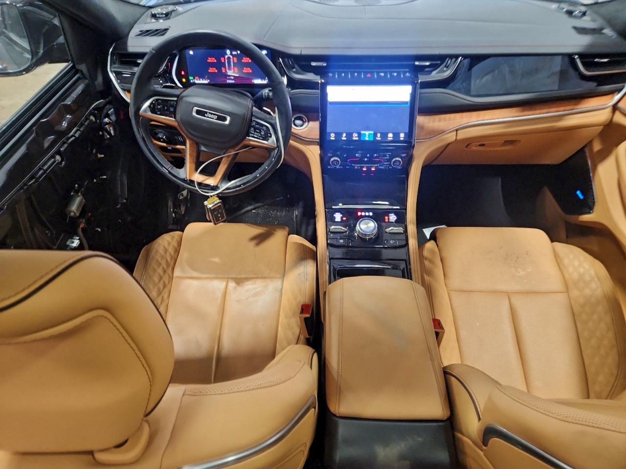 2022 JEEP GRAND CHEROKEE SUMMIT photo 8