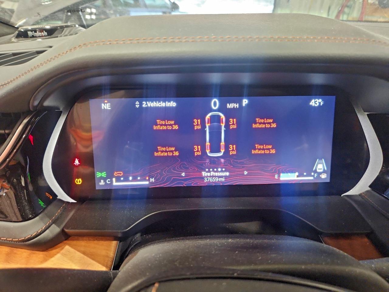 2022 JEEP GRAND CHEROKEE SUMMIT photo 9