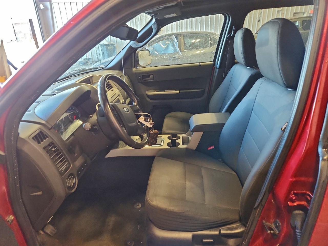 2012 FORD ESCAPE XLT photo 7