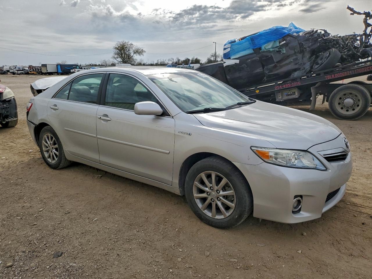 2010 TOYOTA CAMRY HYBRID photo 4