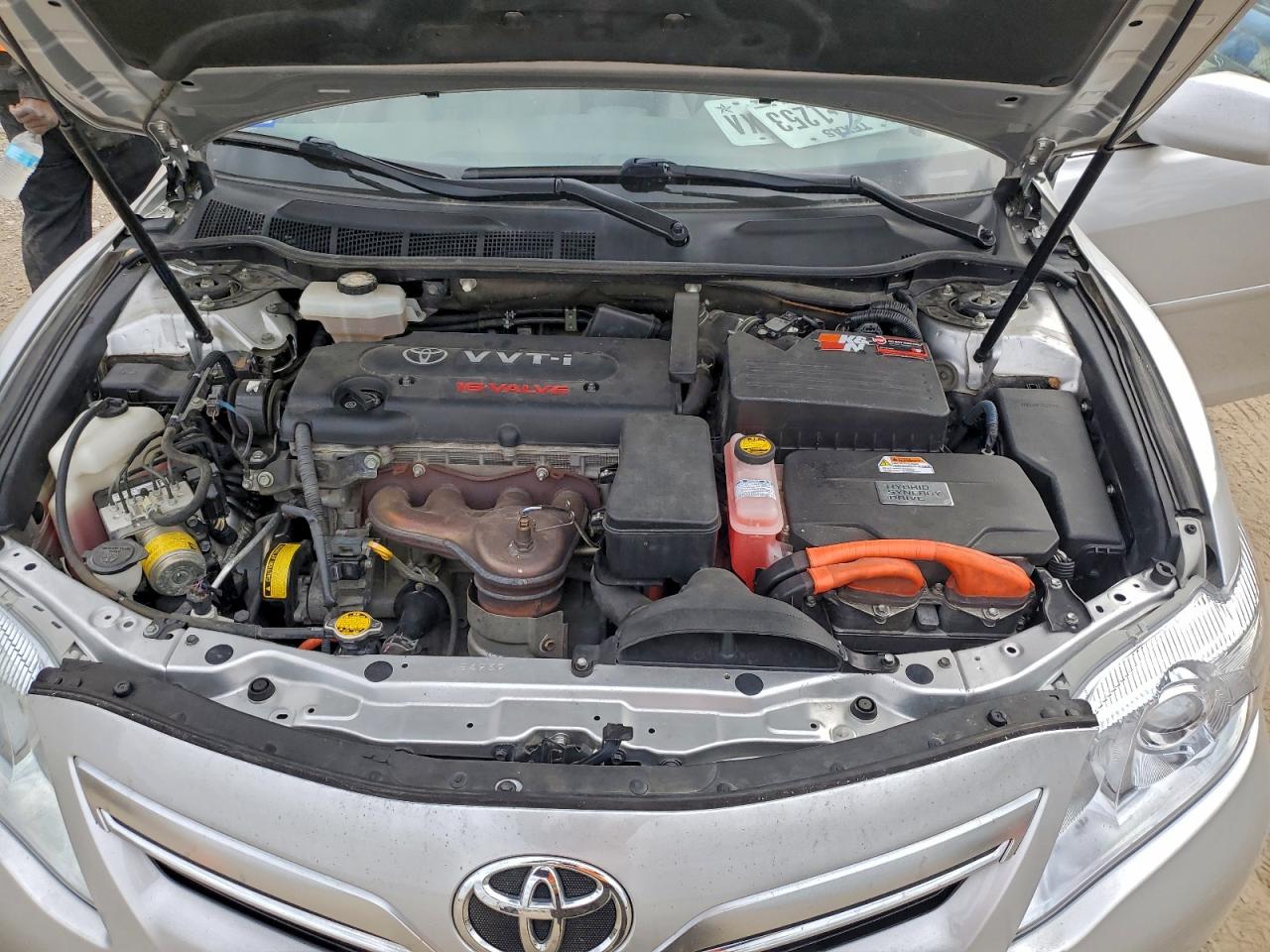2010 TOYOTA CAMRY HYBRID photo 11