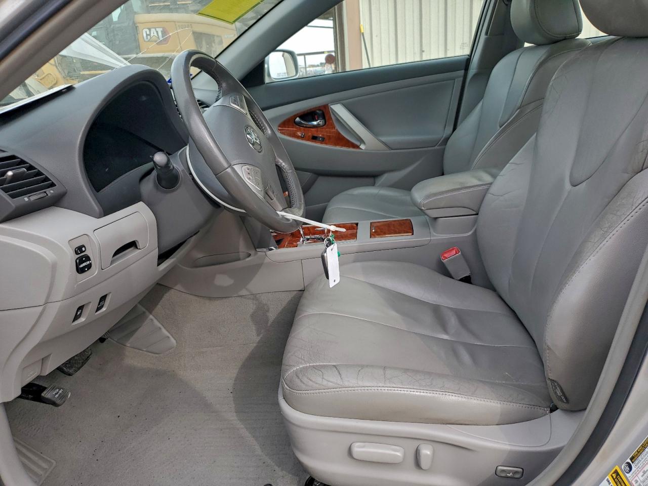2010 TOYOTA CAMRY HYBRID photo 7