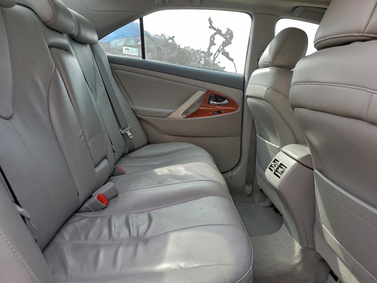 2010 TOYOTA CAMRY HYBRID photo 10