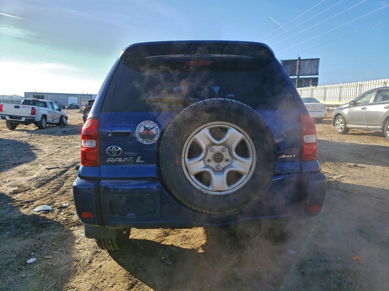 2004 TOYOTA RAV4 photo 6