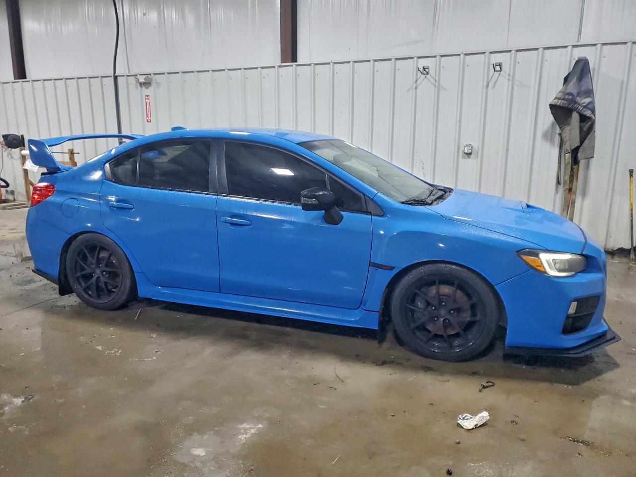 2016 SUBARU WRX STI LIMITED photo 4