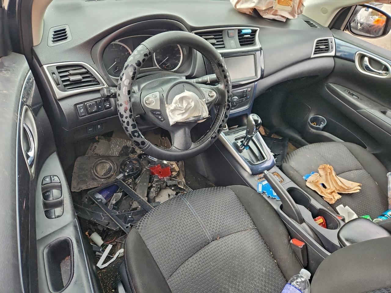 2019 NISSAN SENTRA photo 15