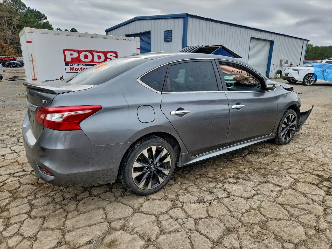 2019 NISSAN SENTRA photo 5