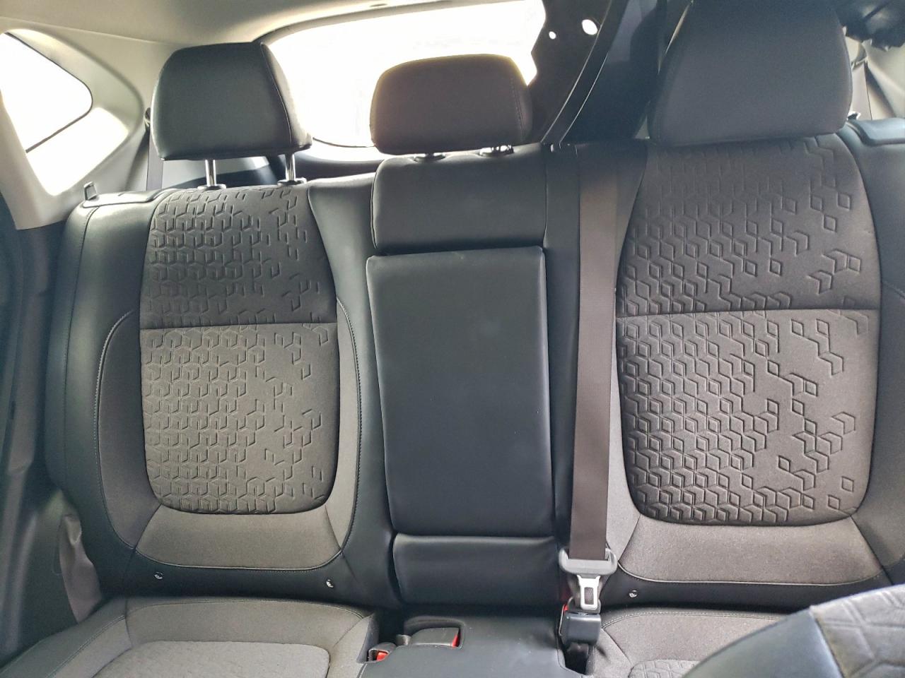 2025 KIA SELTOS S photo 10