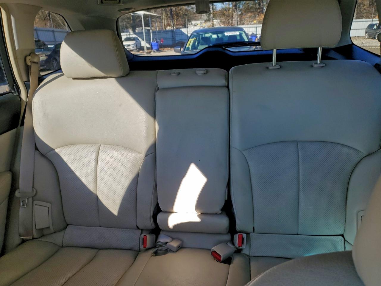 2011 SUBARU OUTBACK 2.5I PREMIUM photo 10
