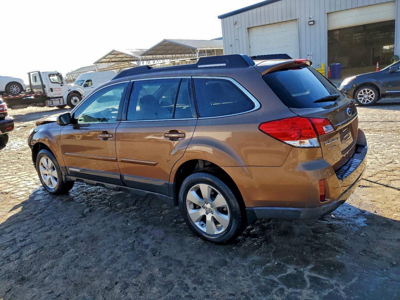 2011 SUBARU OUTBACK 2.5I PREMIUM photo 2