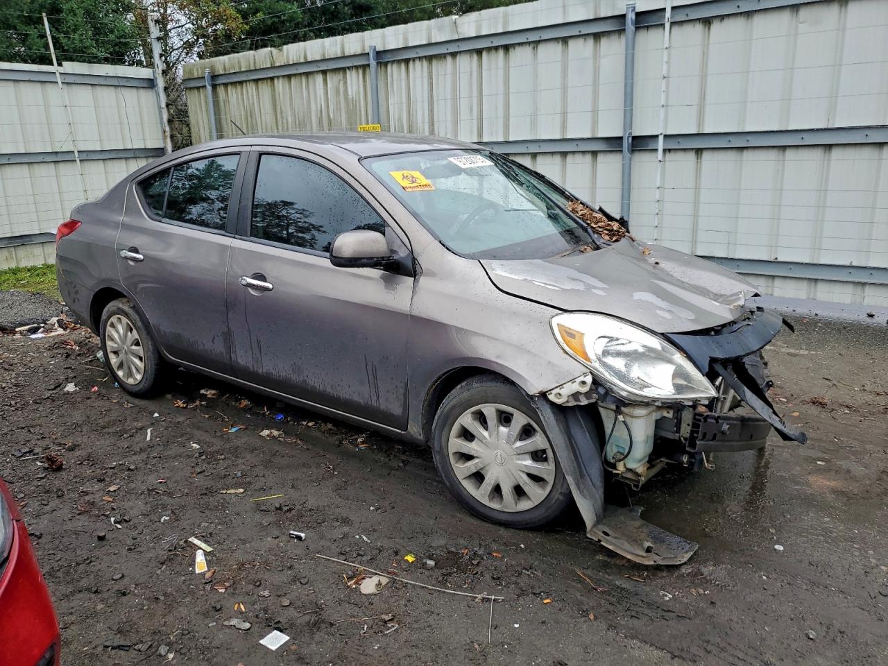 2012 NISSAN VERSA S photo 4