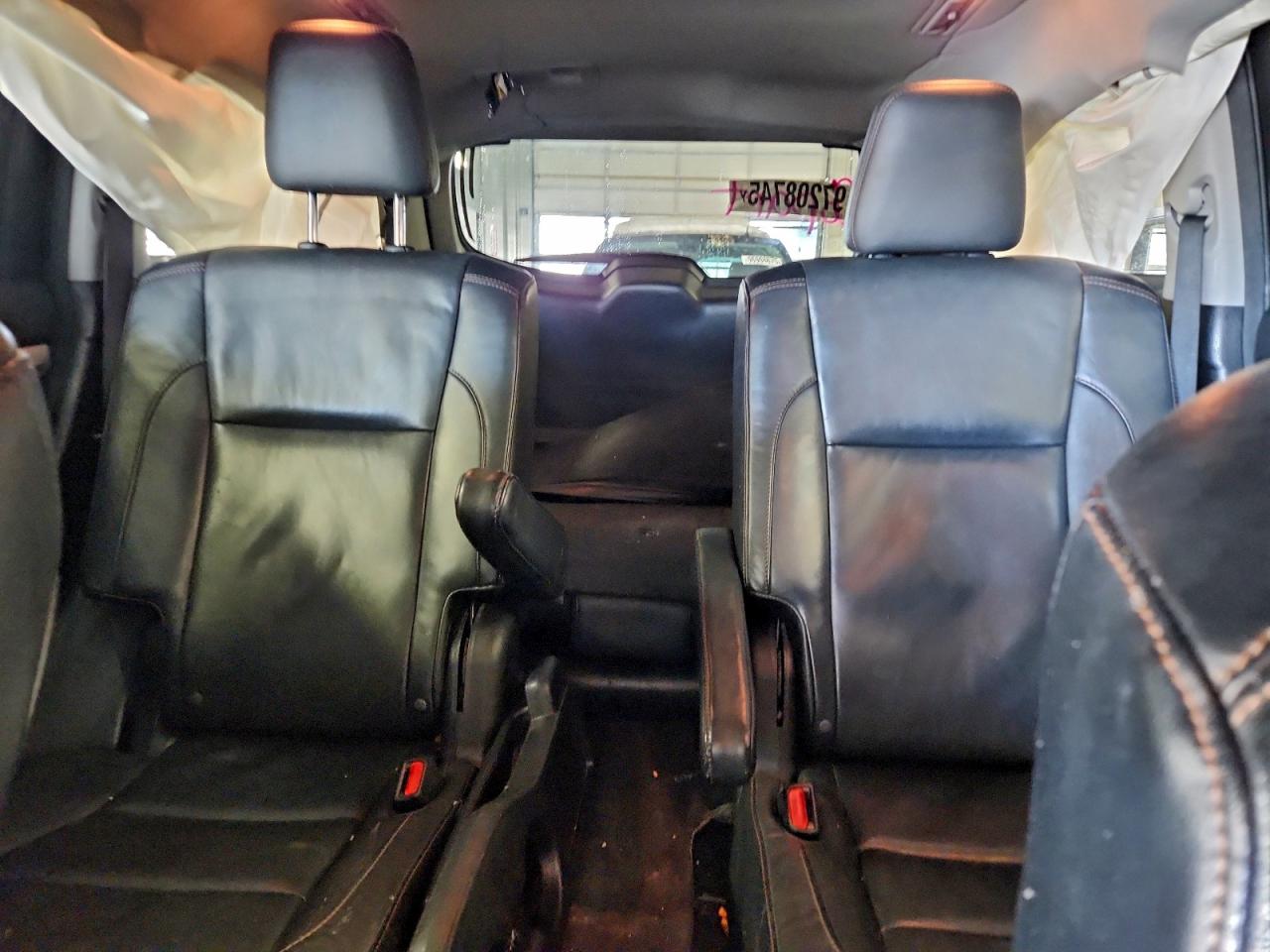 2016 TOYOTA HIGHLANDER XLE photo 10