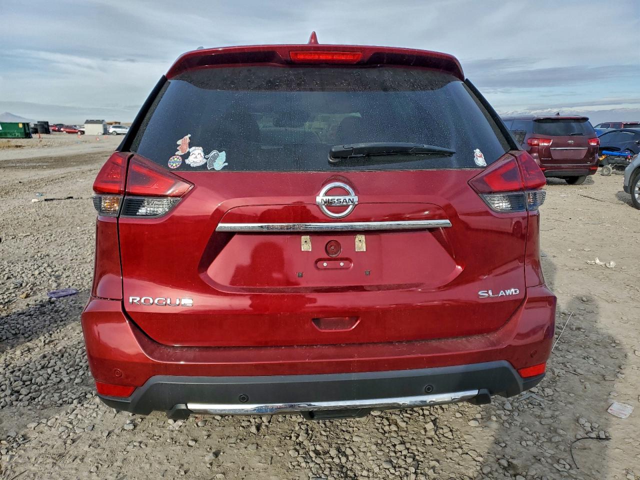 2020 NISSAN ROGUE S photo 6