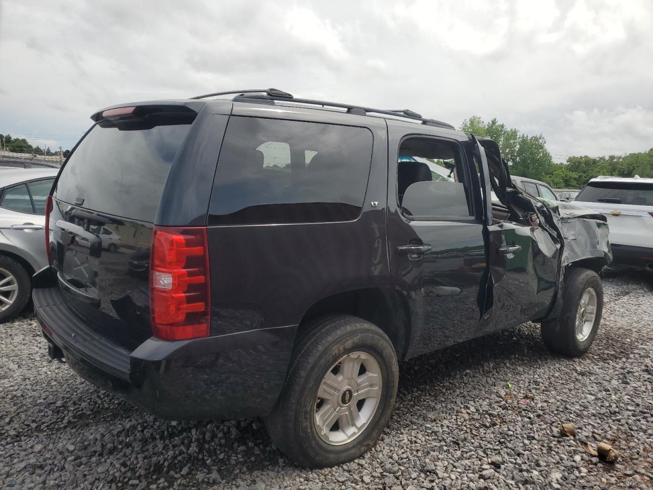 2011 CHEVROLET TAHOE C1500 LT photo 3