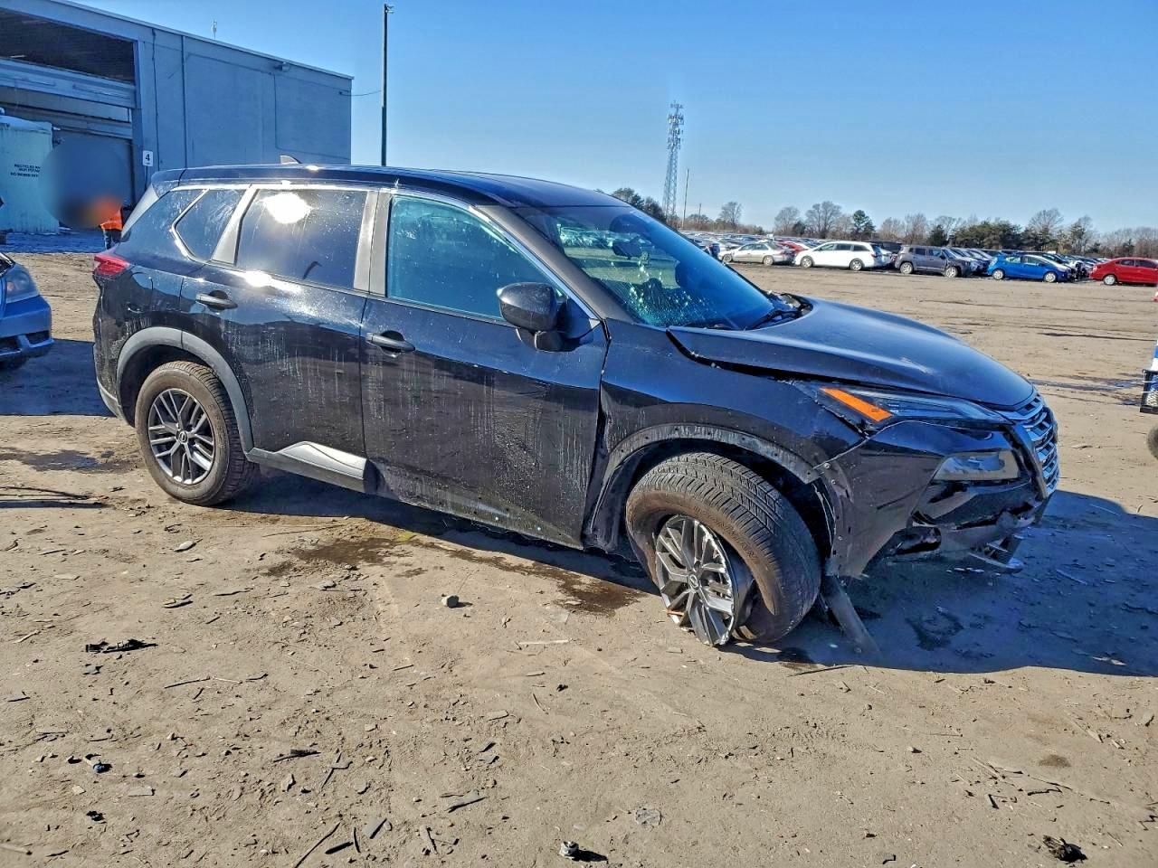 2024 NISSAN ROGUE S photo 4