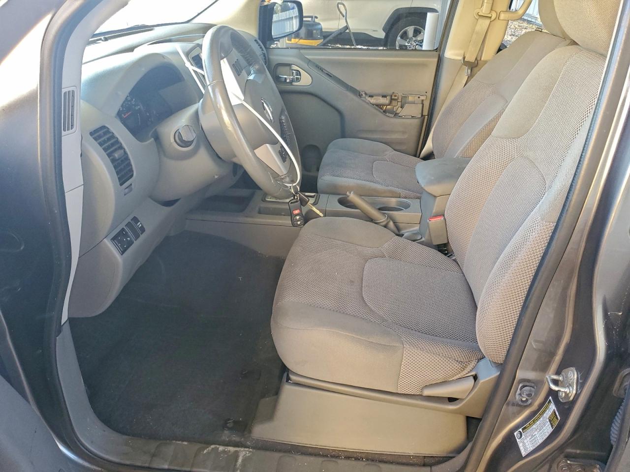 2019 NISSAN FRONTIER photo 7
