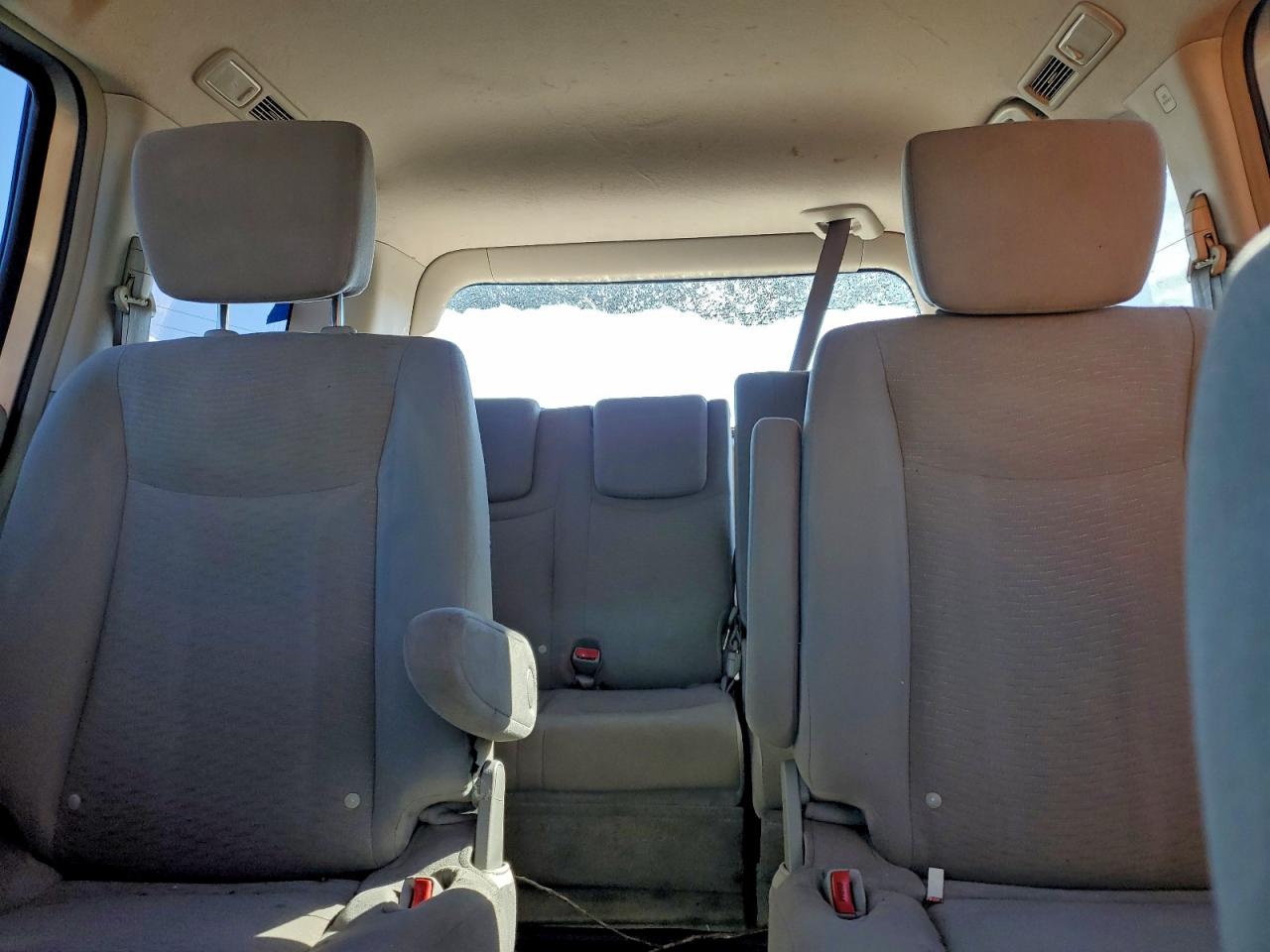 2014 NISSAN QUEST S photo 10