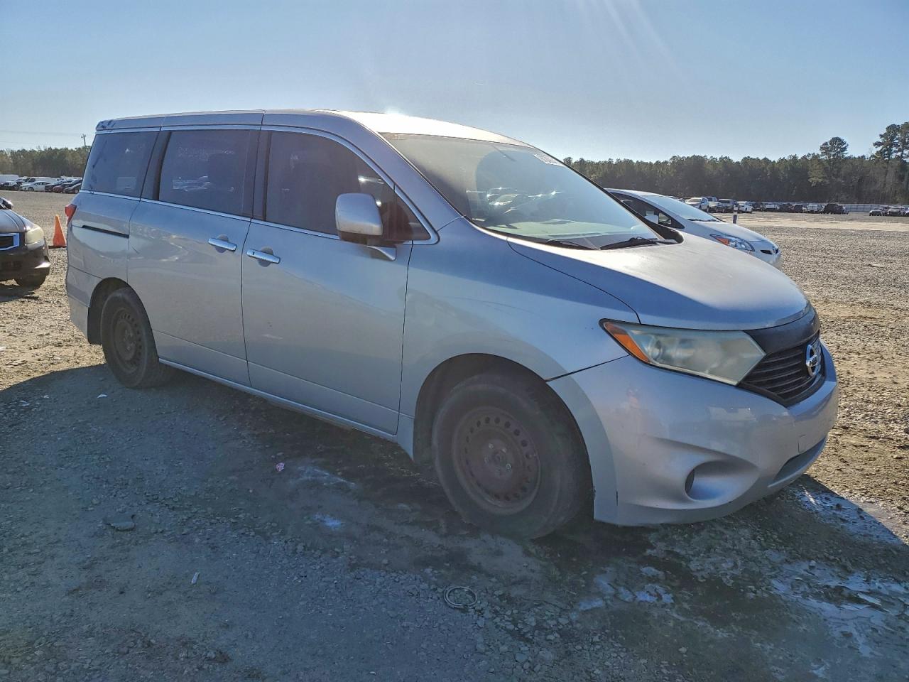 2014 NISSAN QUEST S photo 4