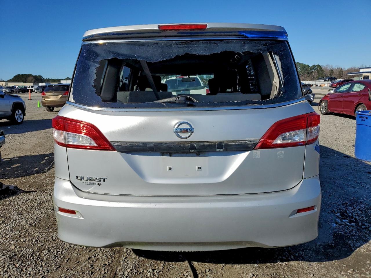 2014 NISSAN QUEST S photo 6