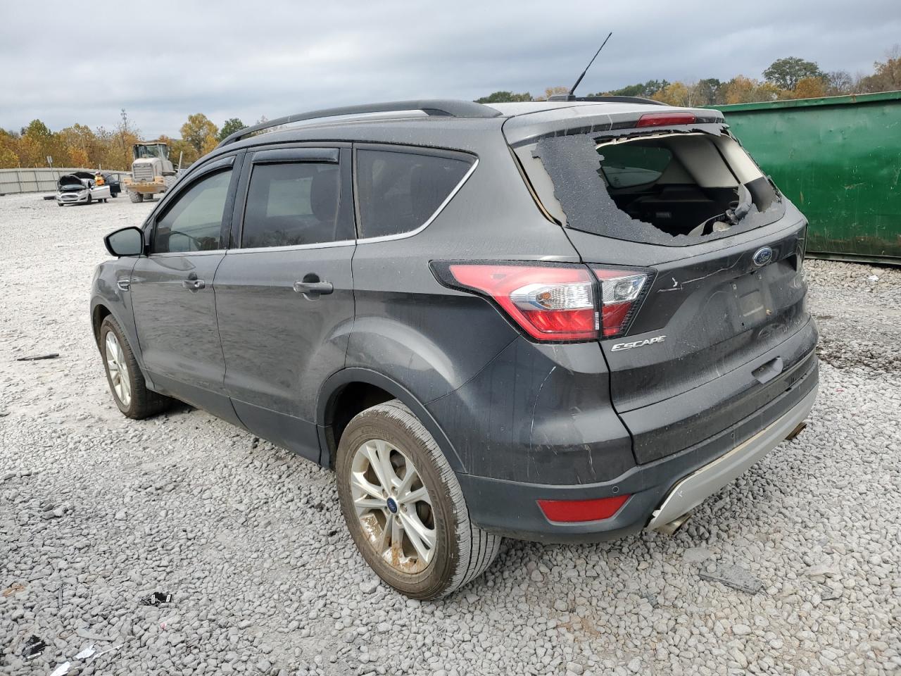 2018 FORD ESCAPE SE photo 2