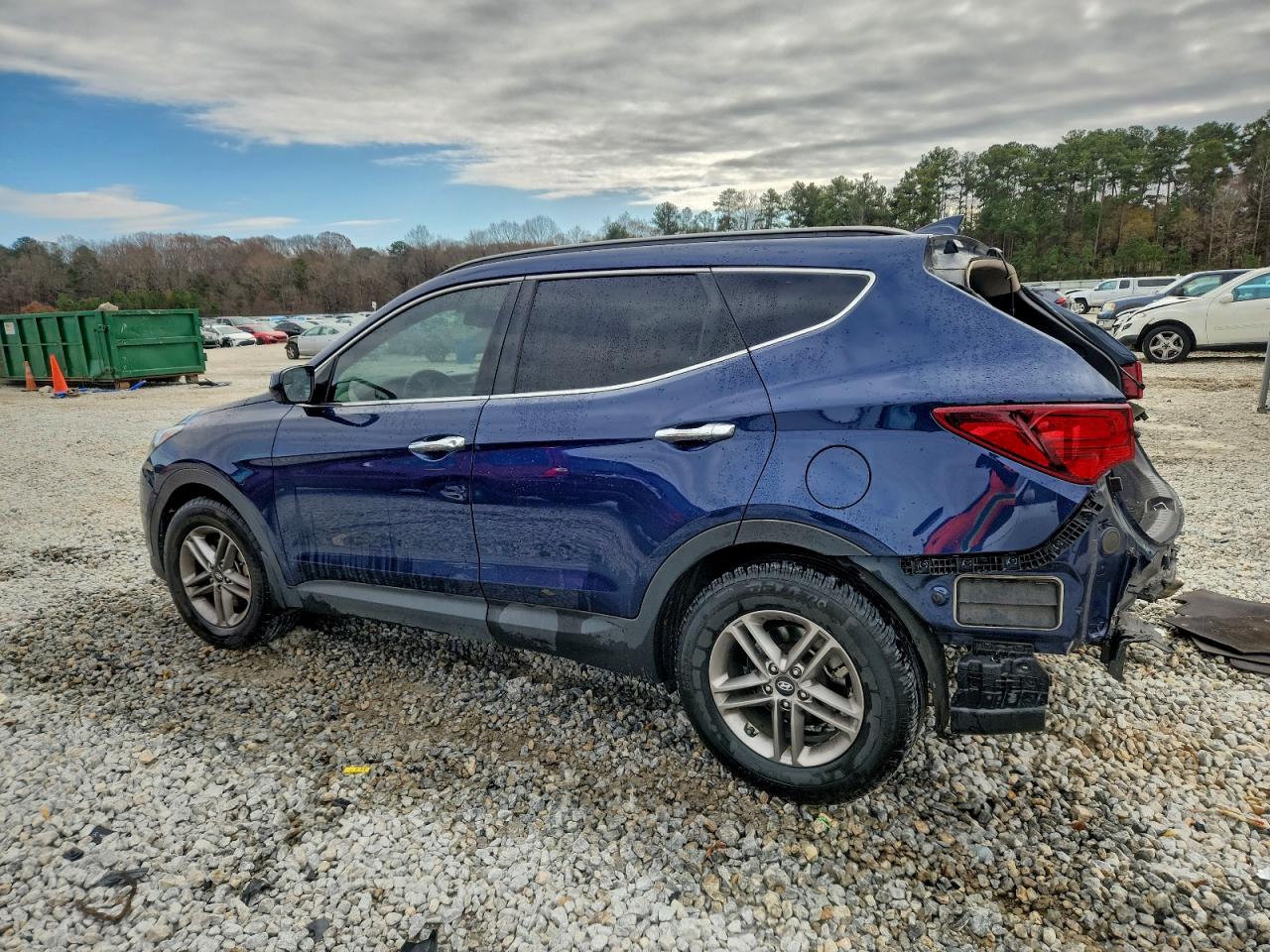 2017 HYUNDAI SANTA FE SPORT photo 2