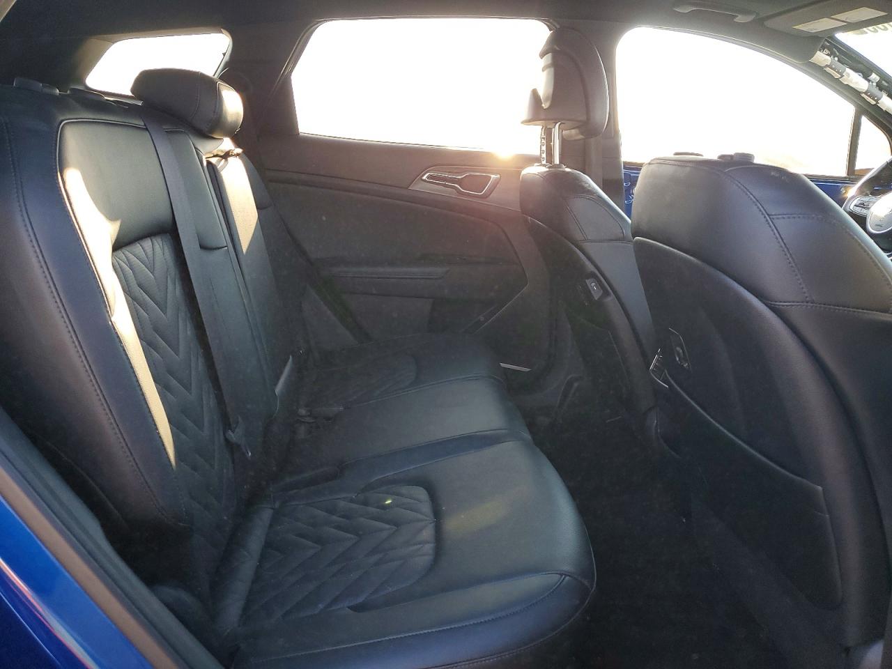 2023 KIA SPORTAGE X LINE photo 11