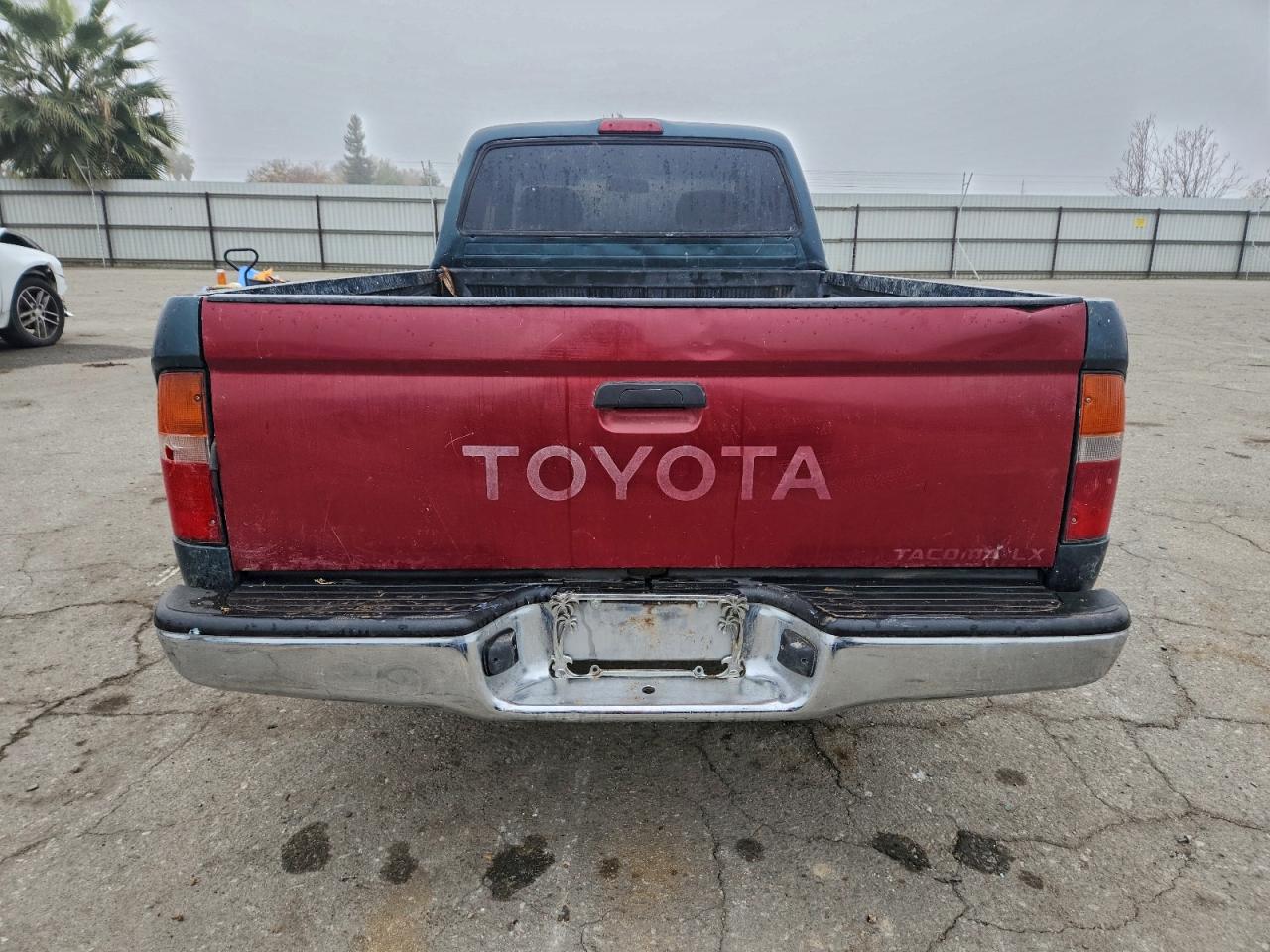 1996 TOYOTA TACOMA XTRACAB photo 6