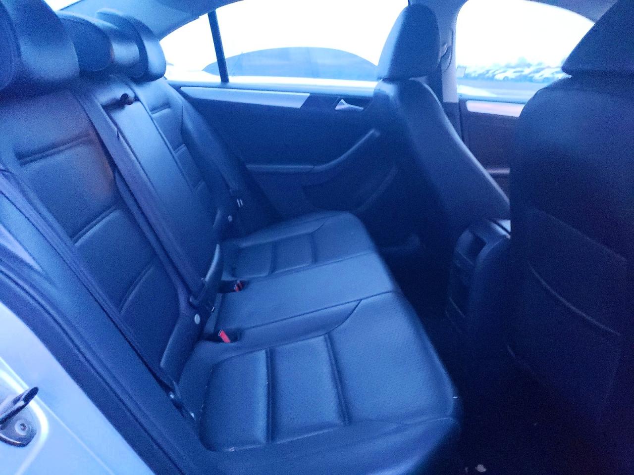 2014 VOLKSWAGEN JETTA SE photo 10