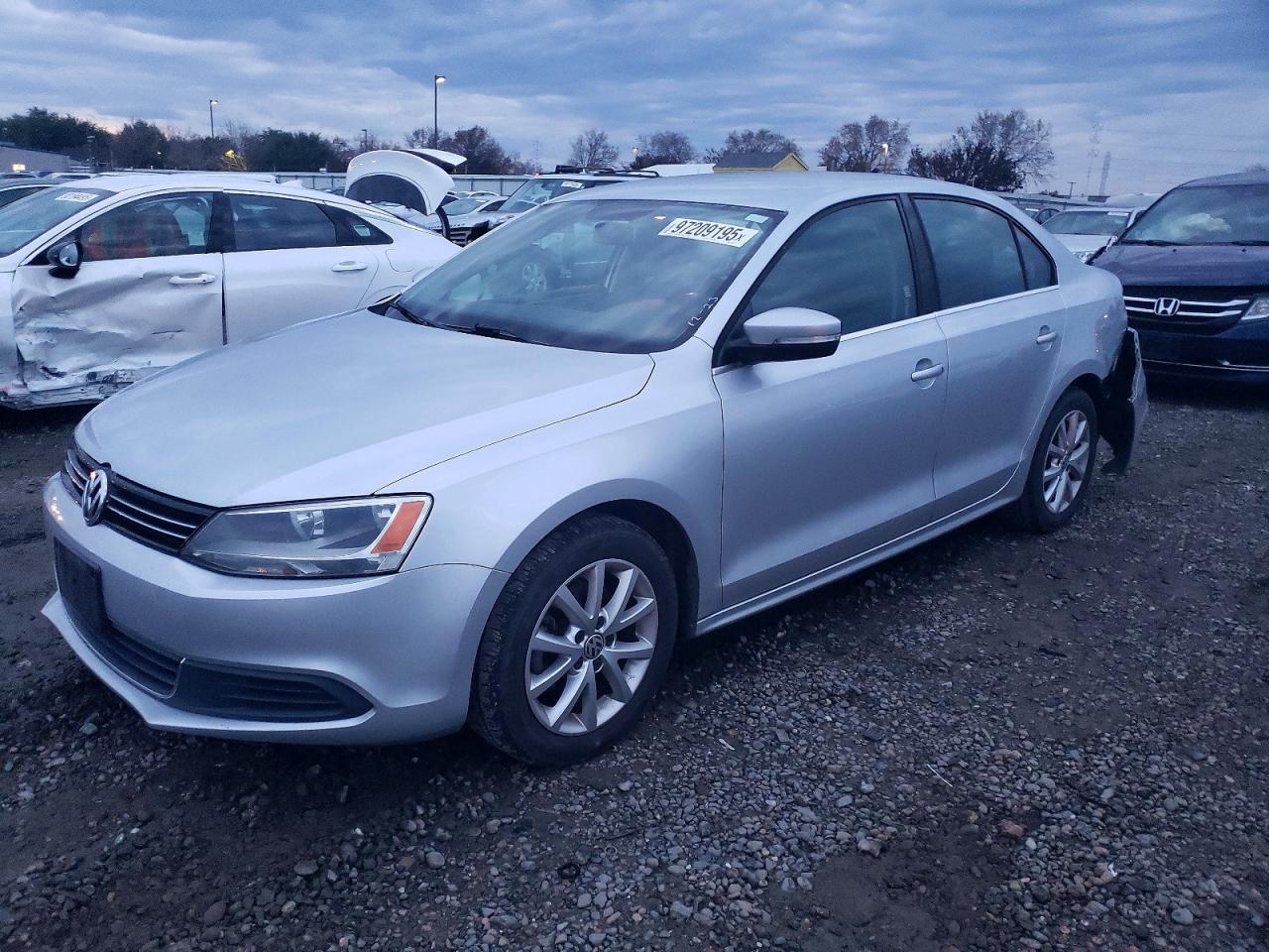 2014 VOLKSWAGEN JETTA