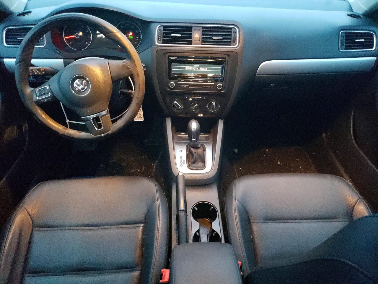 2014 VOLKSWAGEN JETTA SE photo 8