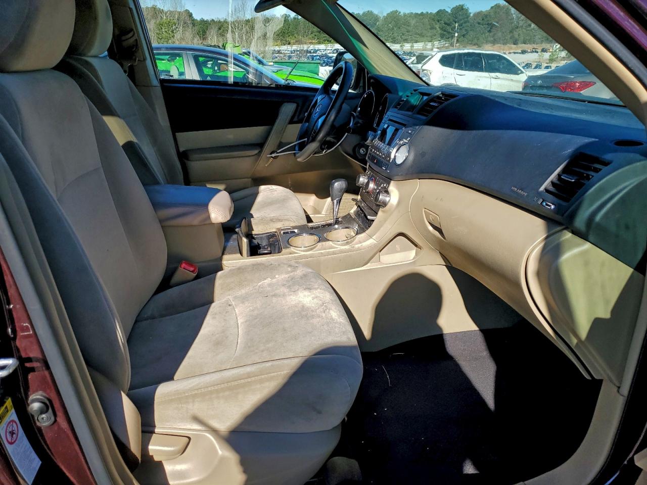 2011 TOYOTA HIGHLANDER BASE photo 7
