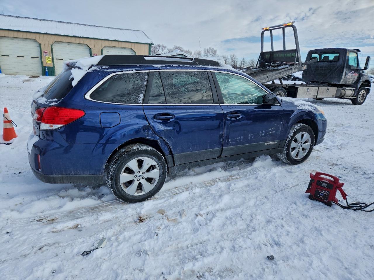 2011 SUBARU OUTBACK 2.5I LIMITED photo 3