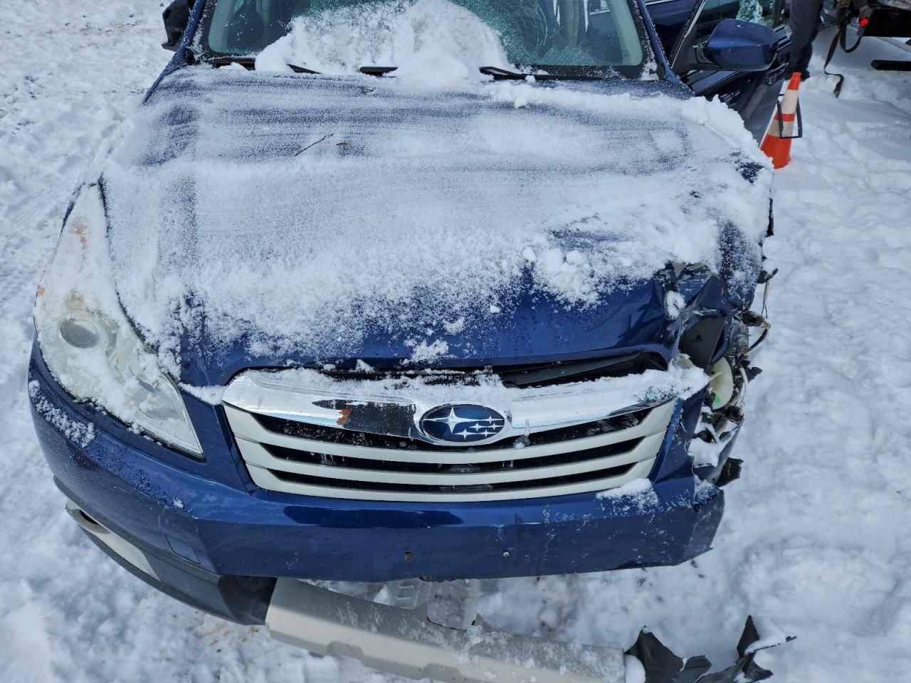2011 SUBARU OUTBACK 2.5I LIMITED photo 11